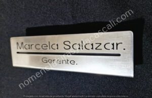 placa de mesa para gerentes acero placas para mesa de gerencia, placa acero para mesa de, placa en metal para escritorio, placa de escritirio cali.